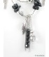 Zilverkleurige halsketting met bedels en bijpassende armband