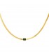 Goudkleurige halsketting met een vierkante groene steen
